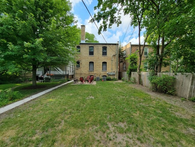 Building Photo - 1624 Washington St
