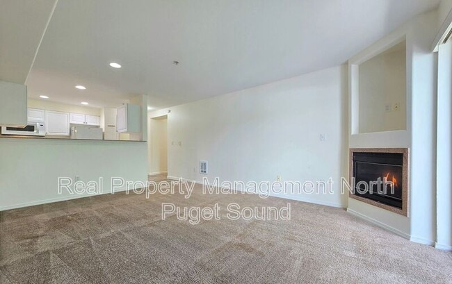 Building Photo - 18621 Blueberry Ln