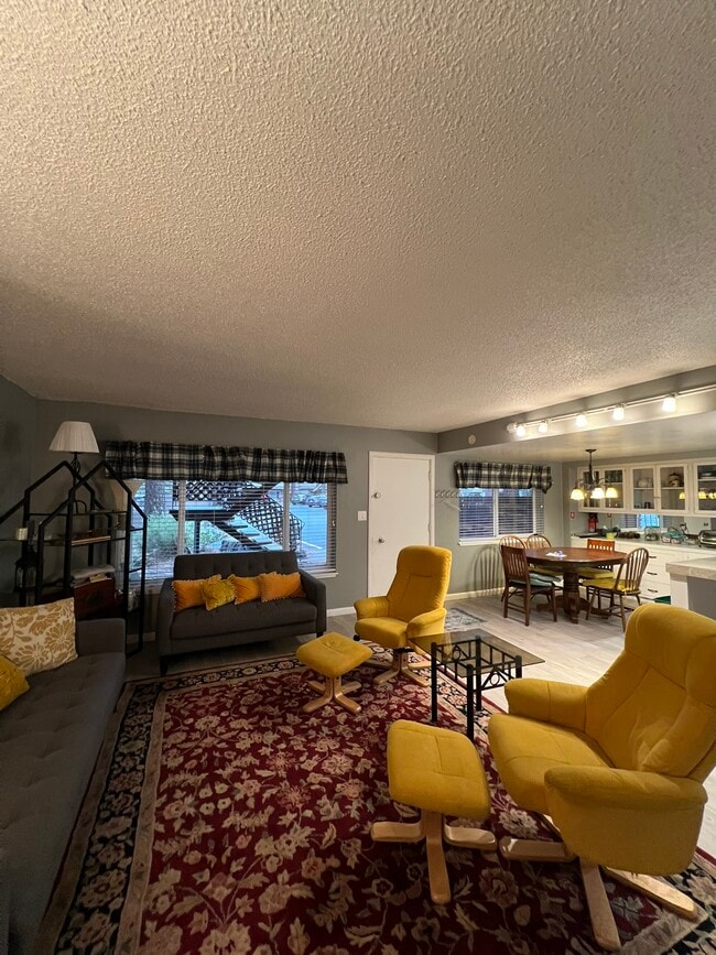 Building Photo - 1120 Herbert Ave