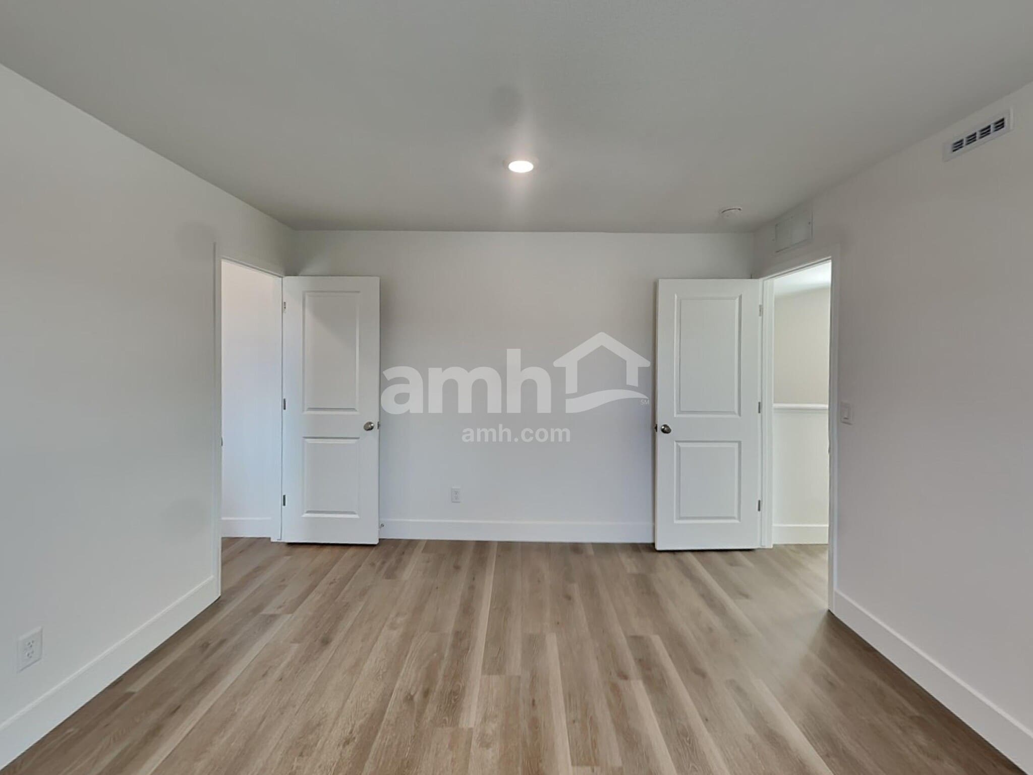 Building Photo - 5816 Astapor St