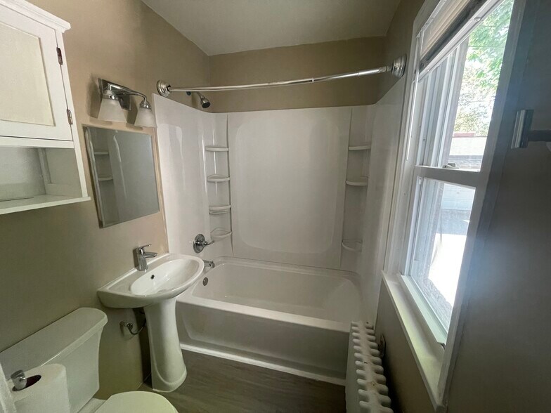 Bathroom - 261 Robie St W