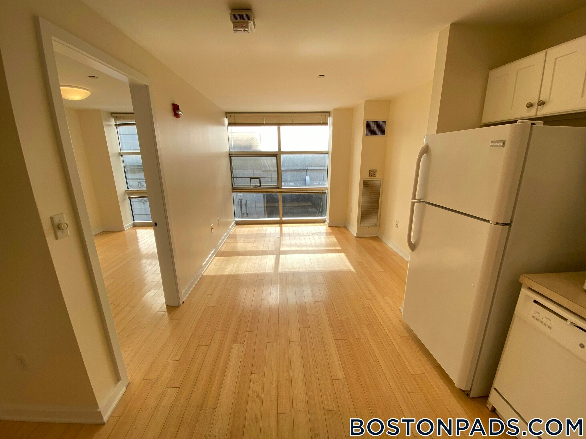 Building Photo - 40 Boylston St