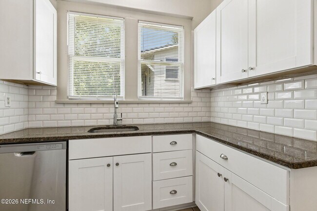 Building Photo - 2747 Forbes St