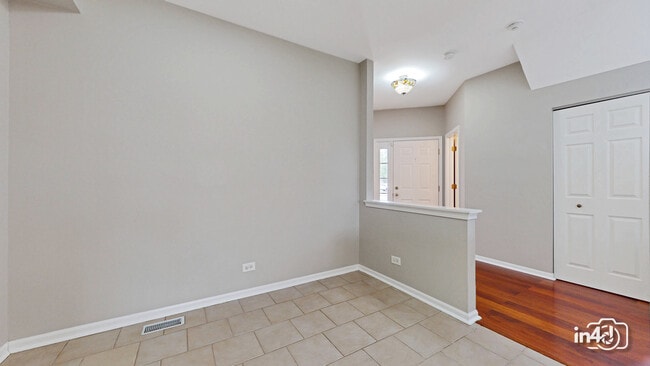 Building Photo - 2917 Kentshire Cir