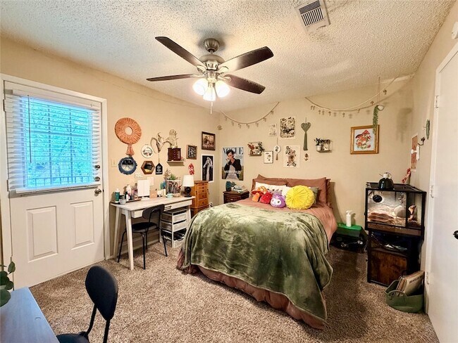Building Photo - 1251 Dallas Dr