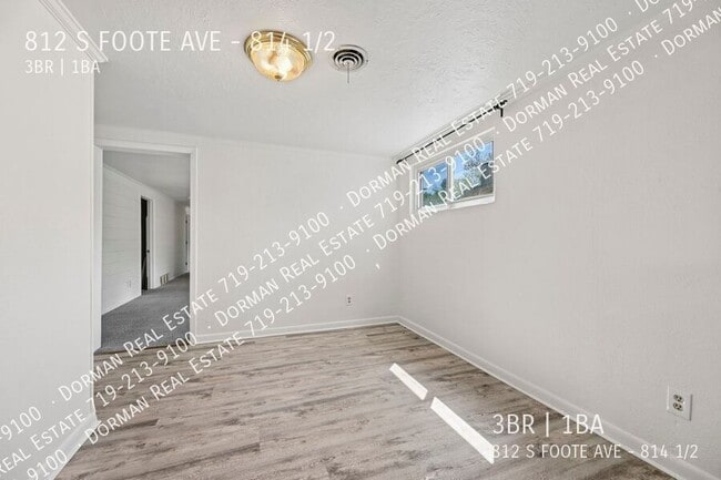 Building Photo - 812 S Foote Ave