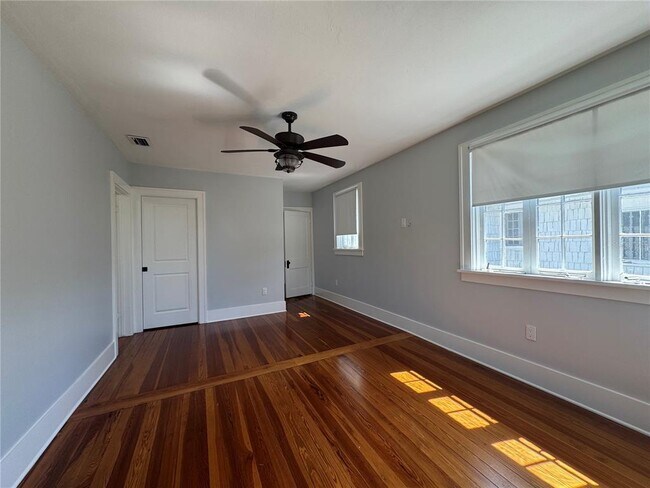 Building Photo - 500 Gatlin Ave