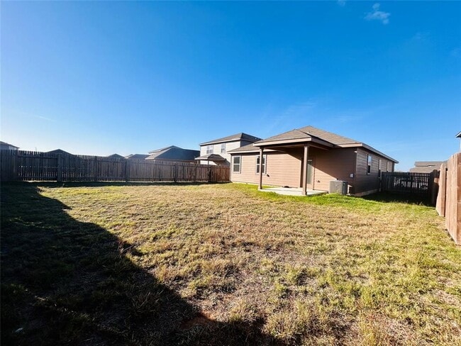 Building Photo - 401 Liberty Meadows Dr