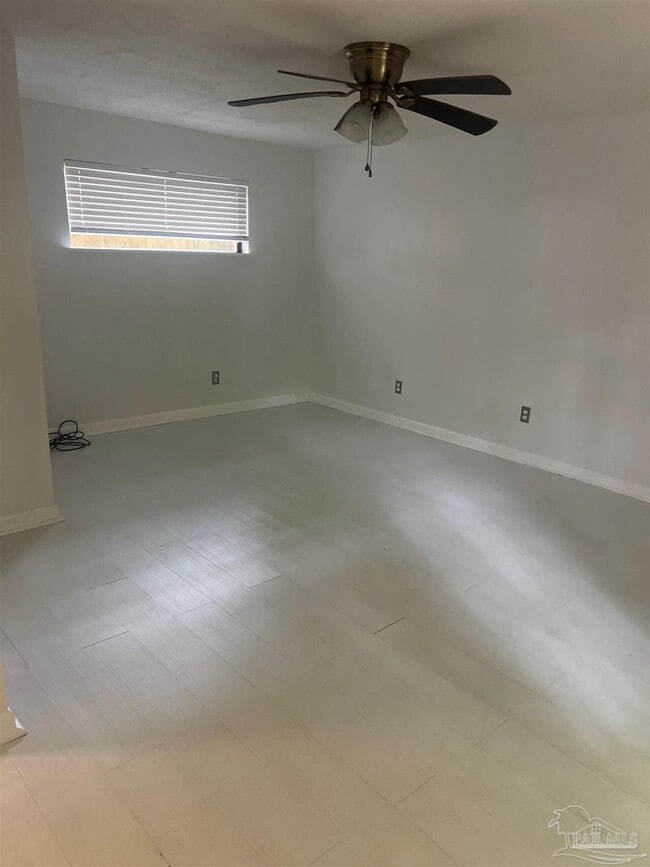 Building Photo - 7150 Dogwood Terrace Dr