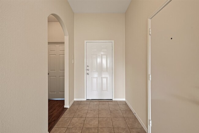 Building Photo - 9118 Cavalier Ln