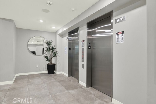 Building Photo - 3715 Rivington