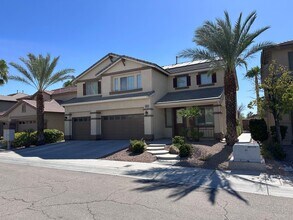 Building Photo - Summerlin Beauty