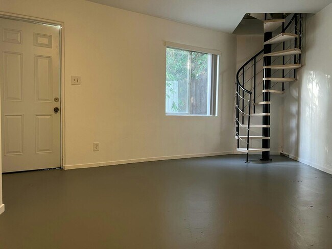 Building Photo - 4580 55th St