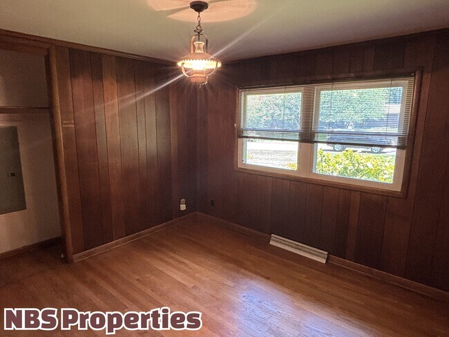 Building Photo - 6919 Haverhill Dr NW