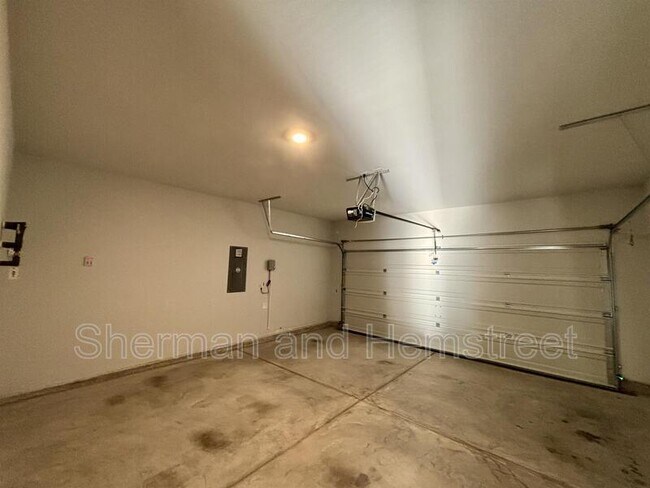 Building Photo - 248 Expedition Dr