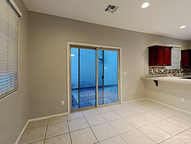 Building Photo - 2515 N 73rd Dr