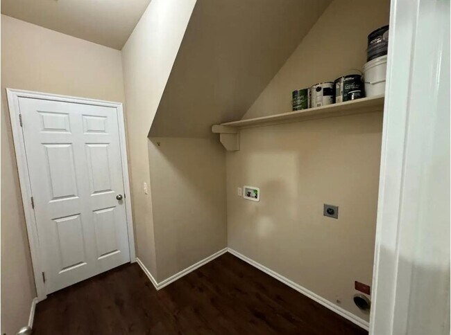 Building Photo - 13228 Bridgewater Dr