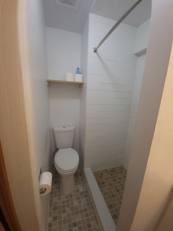 Building Photo - 1121 Monroe Ave