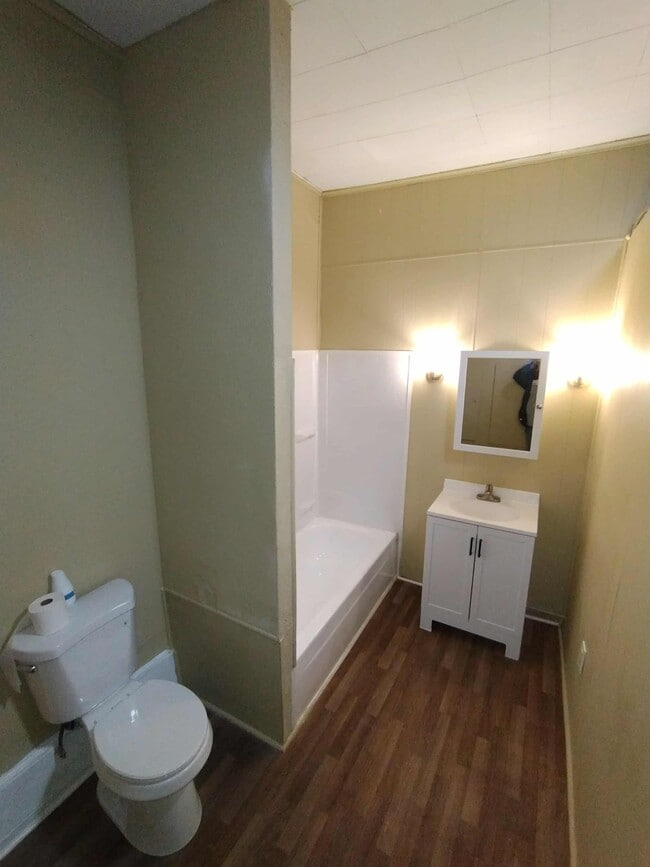 Building Photo - 170-172 Market St Cumbola, PA