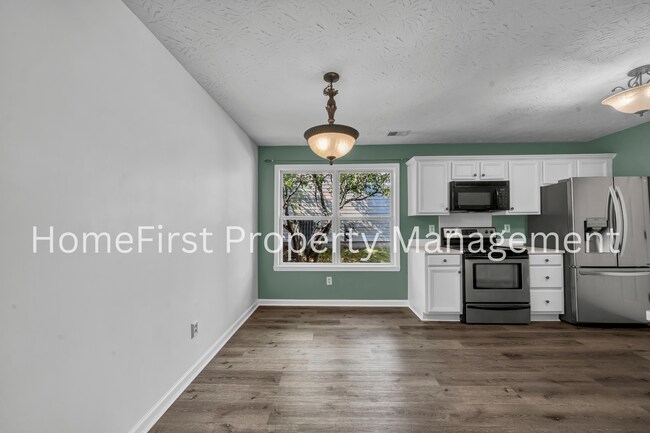 Building Photo - 1201 Red Stone Dr