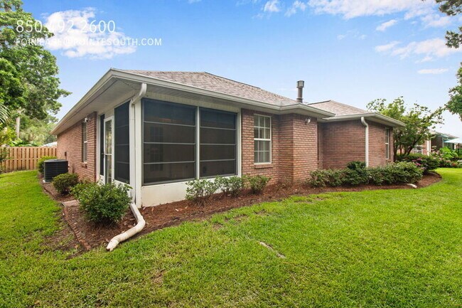 Building Photo - 366 Bay Tree Dr