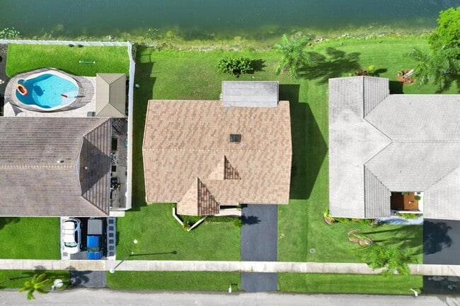 Building Photo - 7680 NW 23rd St