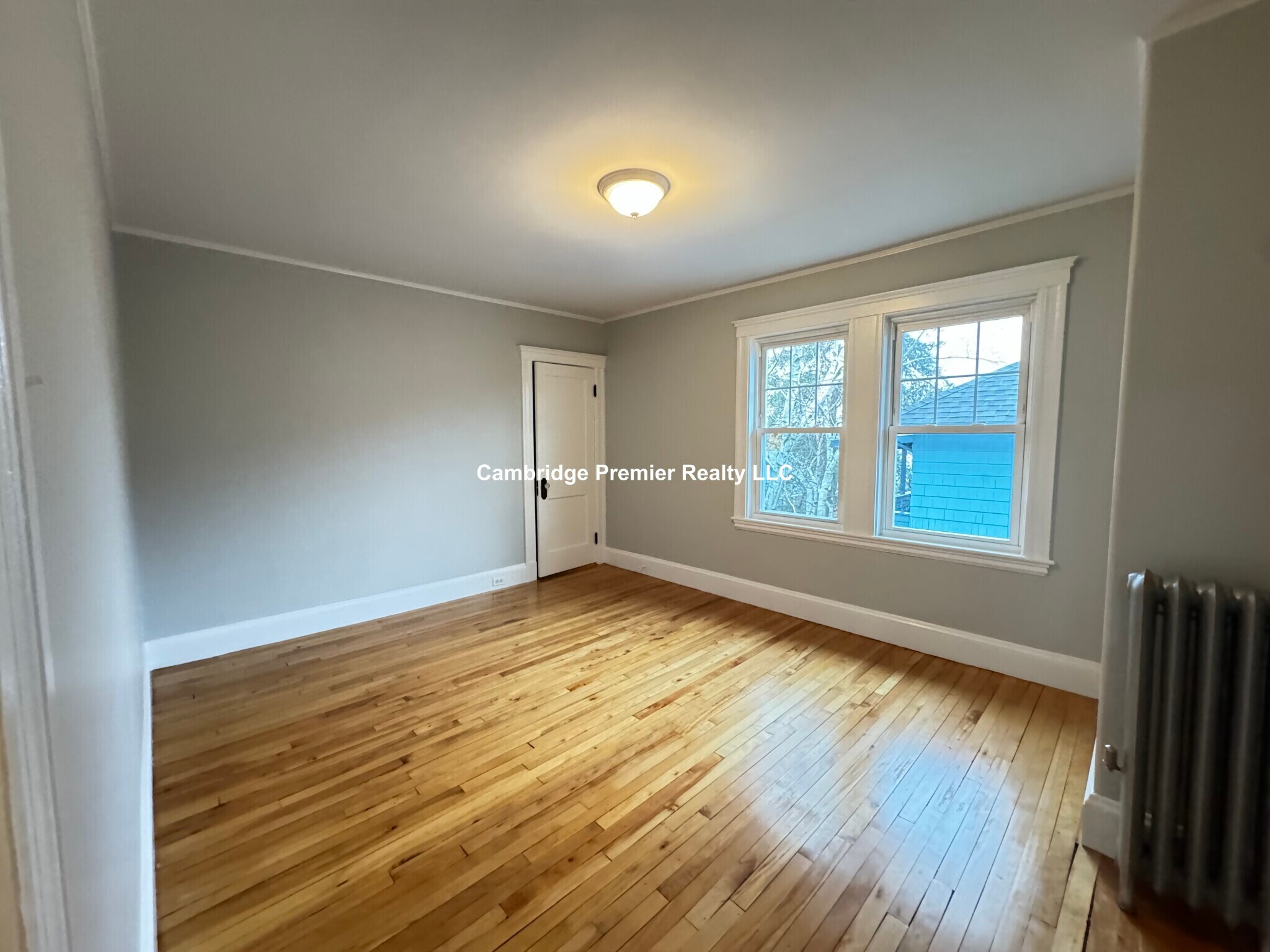 Building Photo - 12 Fairfax St