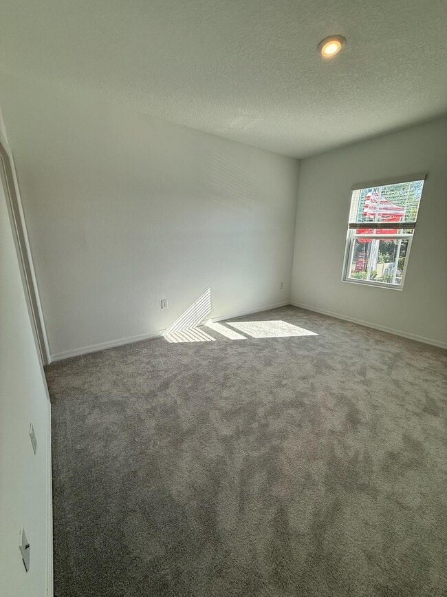 Building Photo - 7235 Sabal Ter