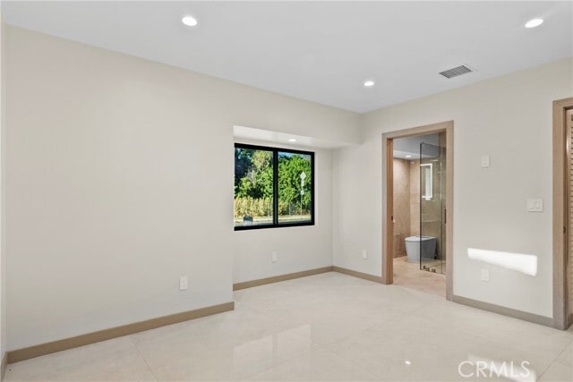 Building Photo - 14242 Hortense St
