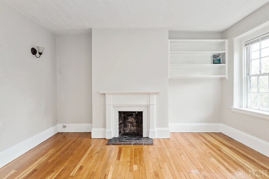 Building Photo - 47 S Russell St