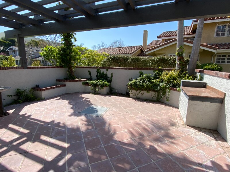 Building Photo - 7 Santa Rosa Ct