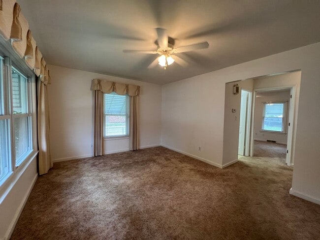 Building Photo - Two bedroom, two bath home for rent.