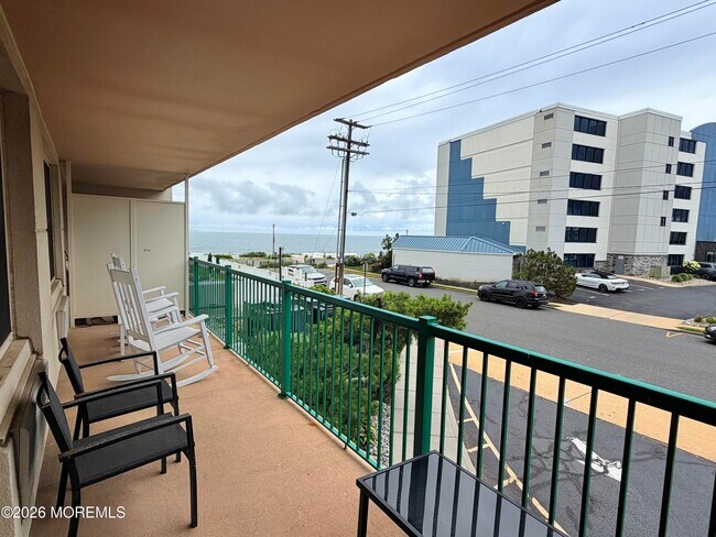 Building Photo - 480 Ocean Ave N