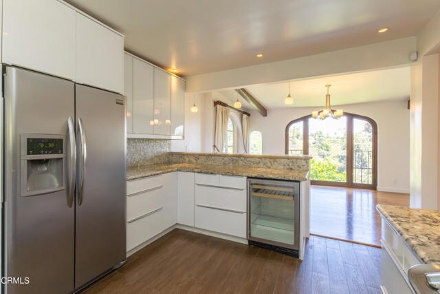 Building Photo - 854 Oneonta Dr