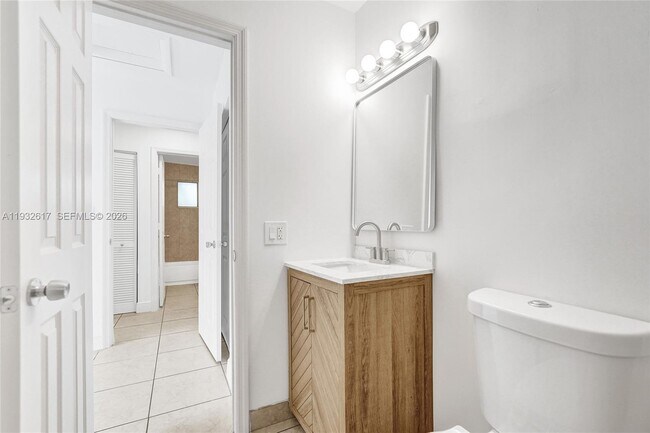 Building Photo - 30 SW 8th St