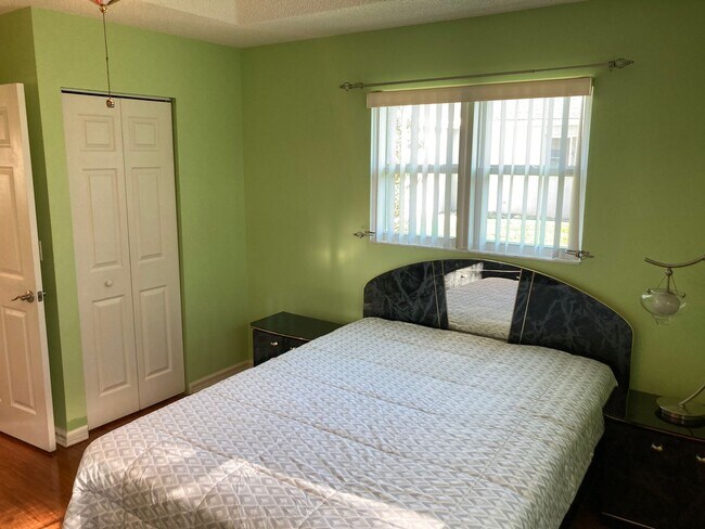 Building Photo - Ocala Palms 55+  2/2 Home