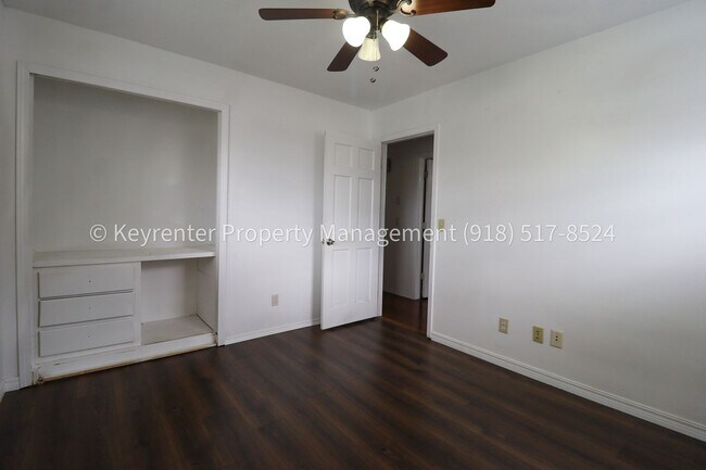 Building Photo - East Tulsa 3 Bedroom Gem! Available for immediate move in!