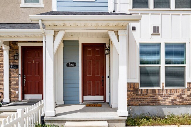 Building Photo - 5161 Stockfield Ln