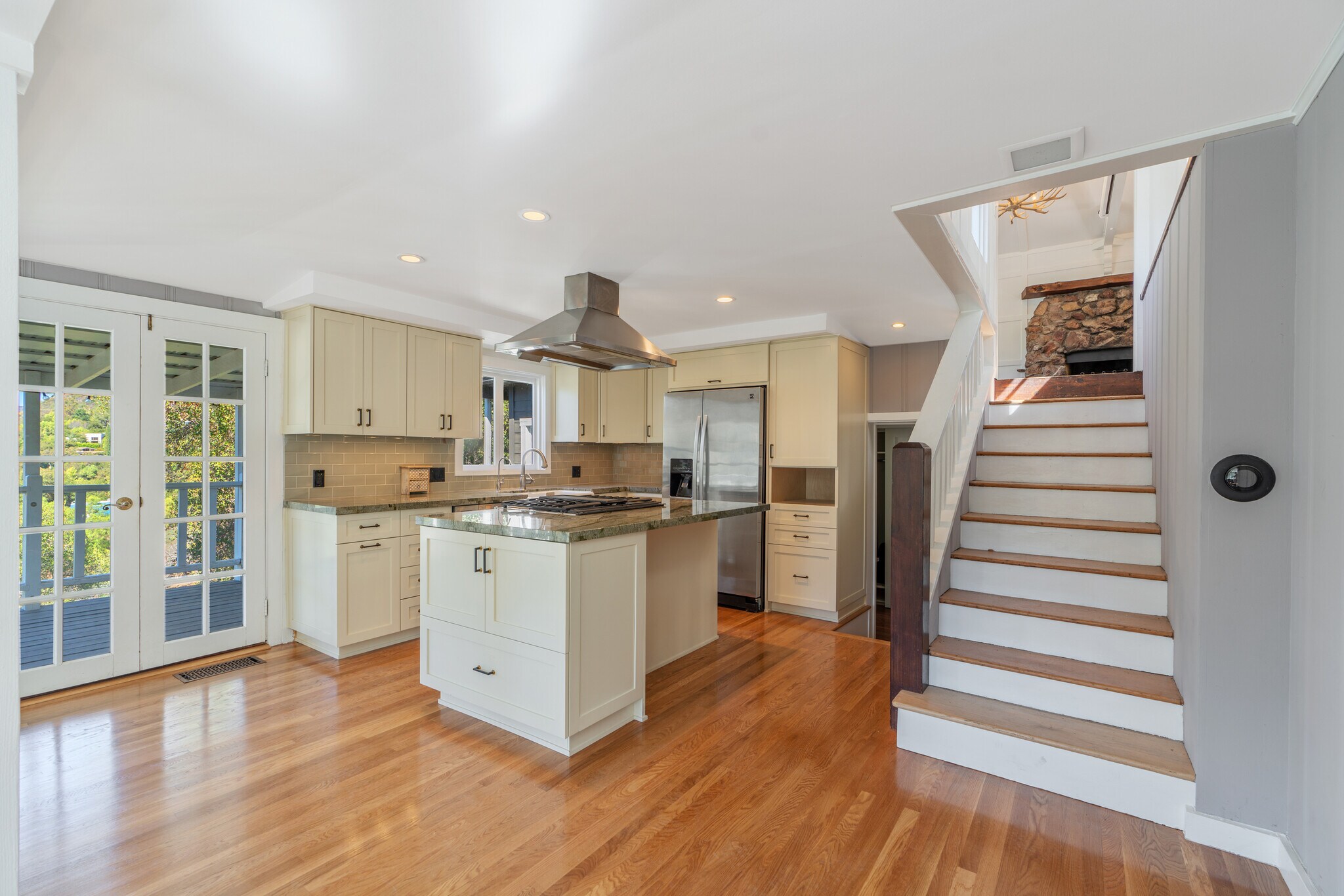 Building Photo - 109 Muerdago Rd