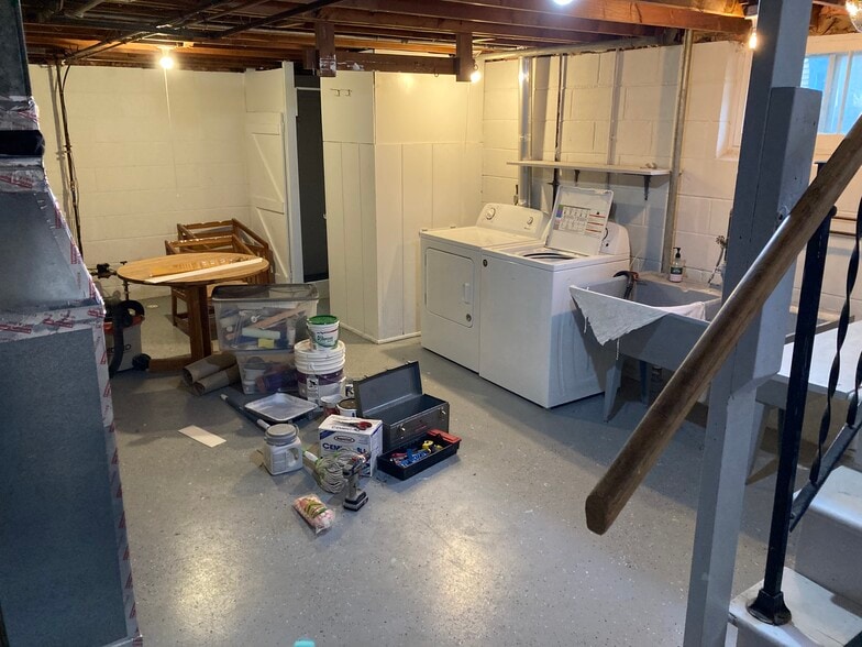 Basement (2nd shower and toilet in corner) - 5834 Lyndale Ave S