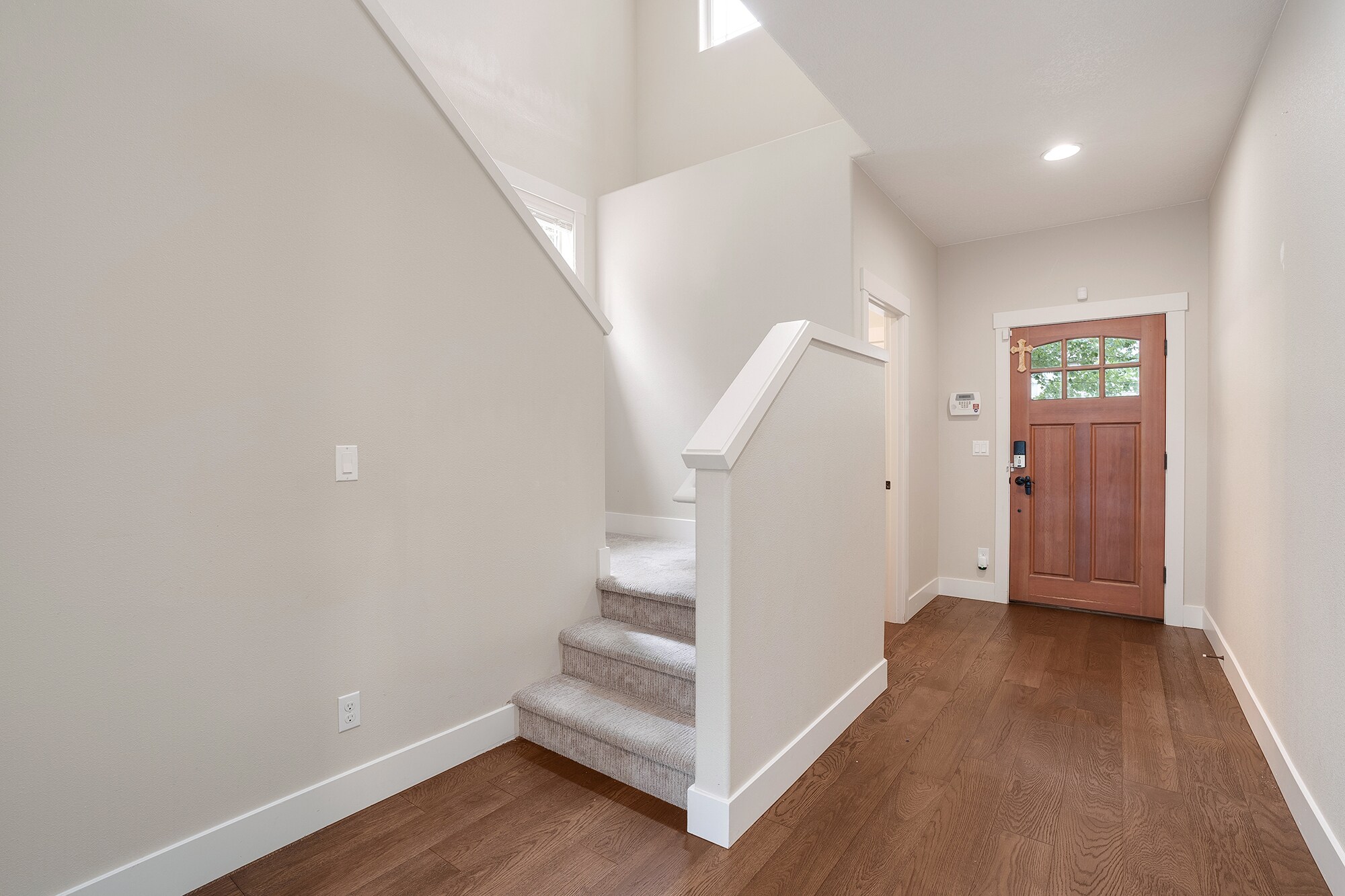 Building Photo - 28616 Greenway Dr