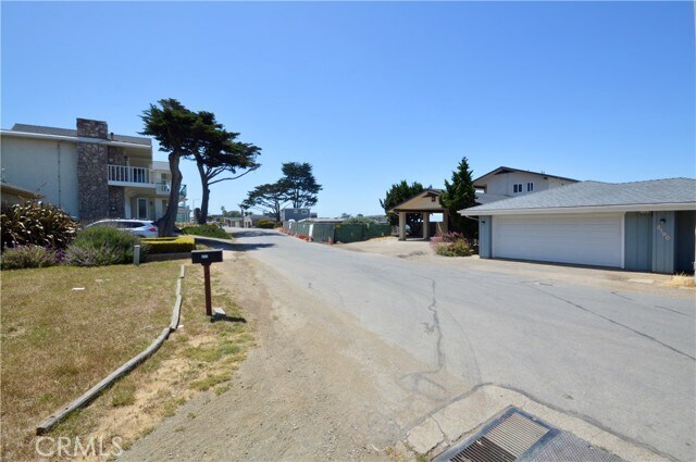 Building Photo - 3175 Studio Dr
