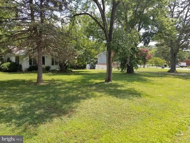 Building Photo - 241 N Randolph Rd
