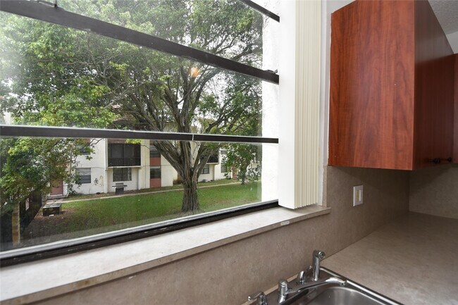 Building Photo - 1790 NW 55th Ave