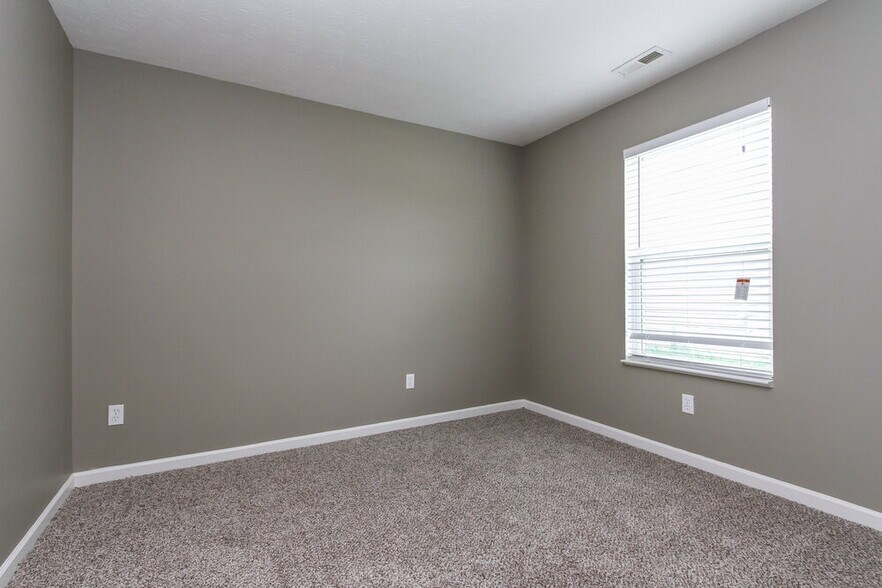 Building Photo - 2178 Rossington Ln