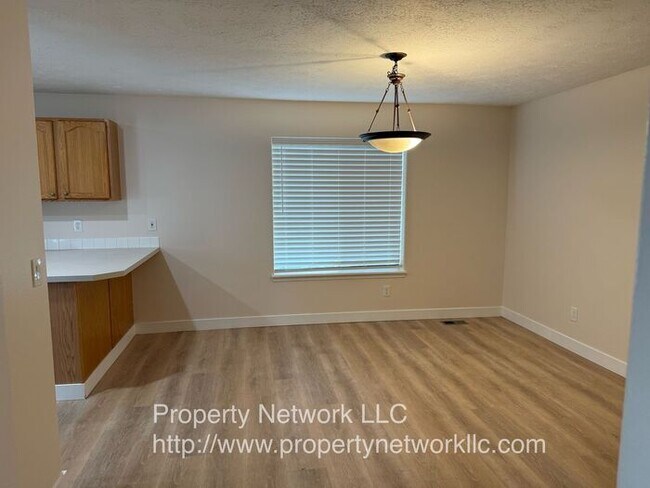 Building Photo - Wonderful Gresham 3 Bedroom Home
