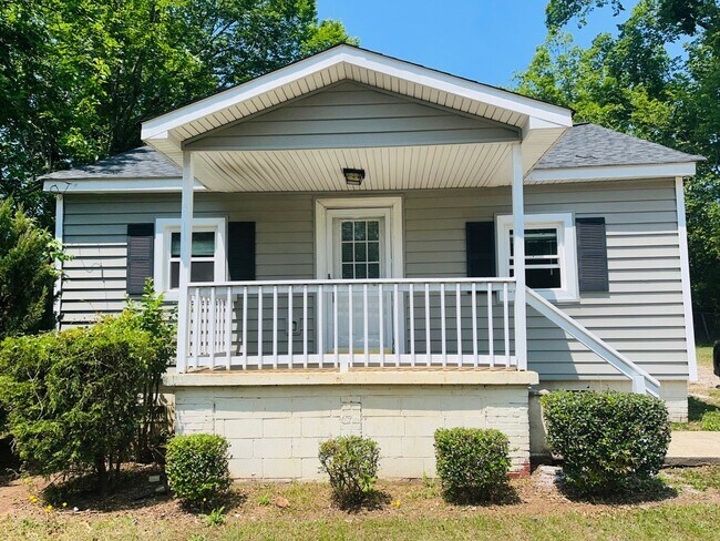 Building Photo - ***MOVE IN SPECIAL - $500 OFF 1ST MONTHS R...