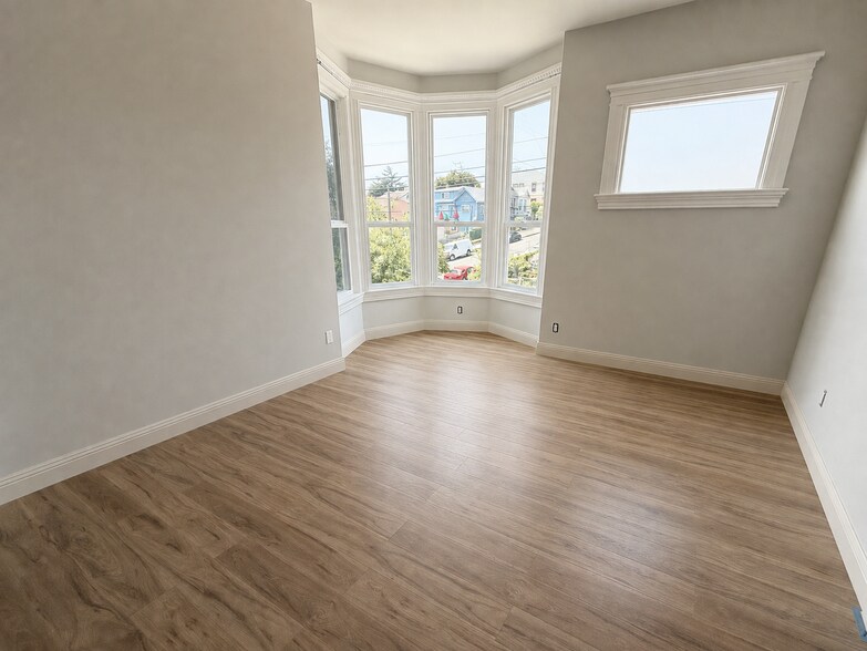 Living Room - 2206 23rd Ave