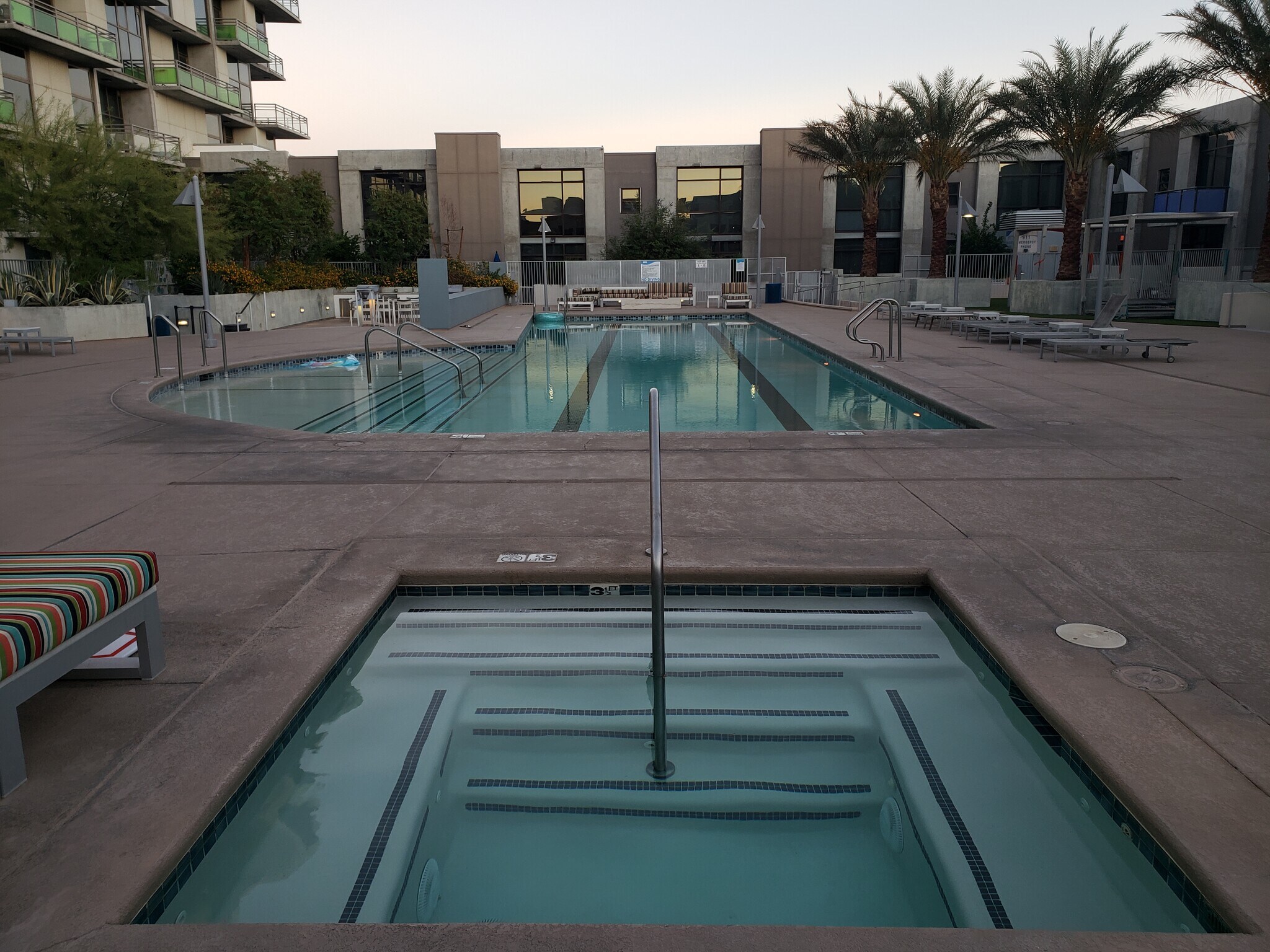 Building Photo - 608 S 3rd St