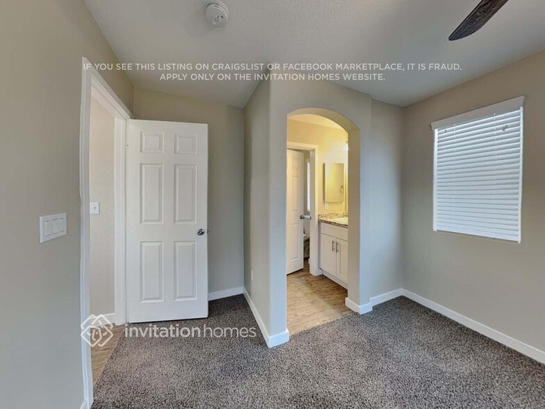 Building Photo - 10437 Chandra Ave